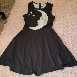 Moon dress 🌖